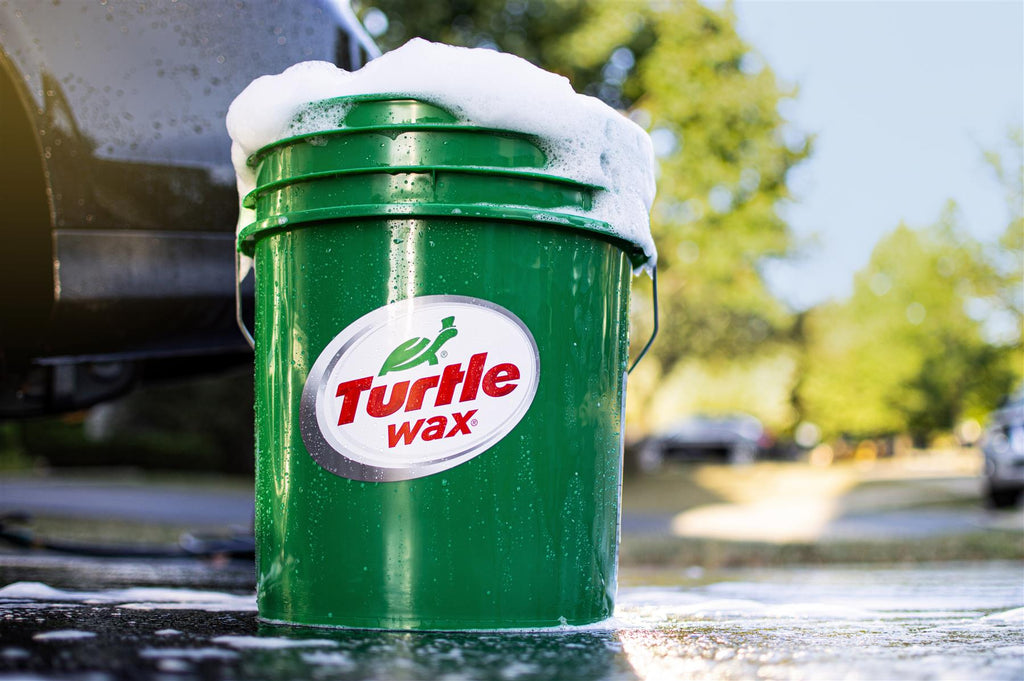 http://www.turtlewax.com/cdn/shop/products/a1c87312-8b2b-423a-8bf2-fafcda3b418e_0d1cd95f-d425-4afa-8afe-c8260d7becd9_1024x1024.jpg?v=1648251400